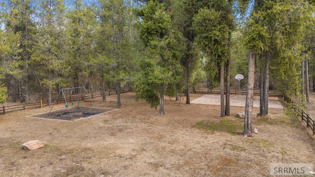 1660 Shadow Loop South Property Photo 33