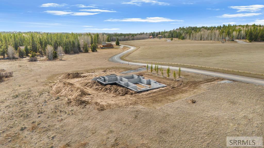 1660 Shadow Loop South Property Photo 46
