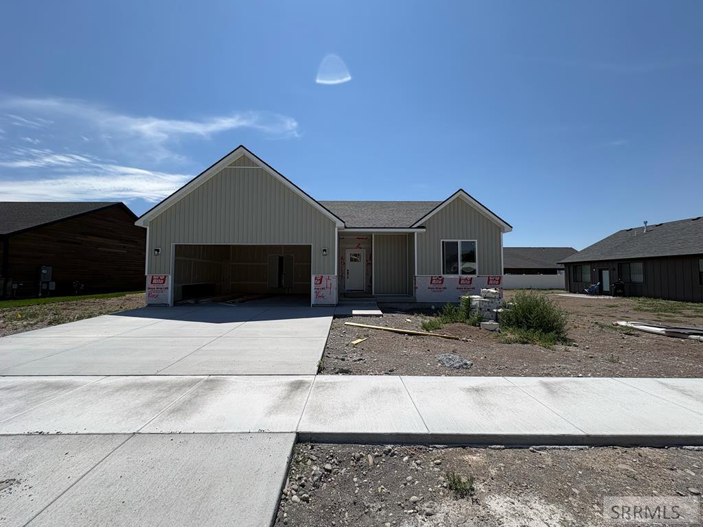 314 Poppy St Property Photo 1