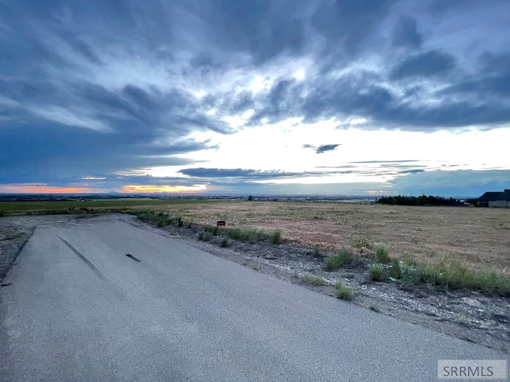 4631 Cast Iron Road Property Photo 5