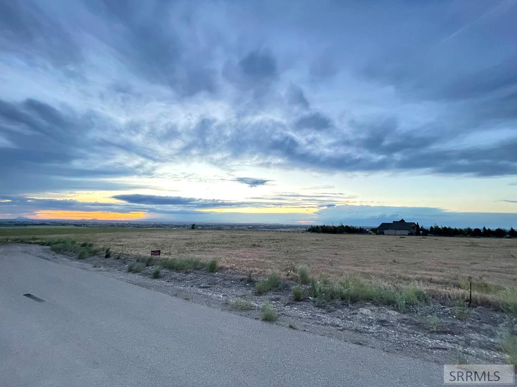 4631 Cast Iron Road Property Photo 7