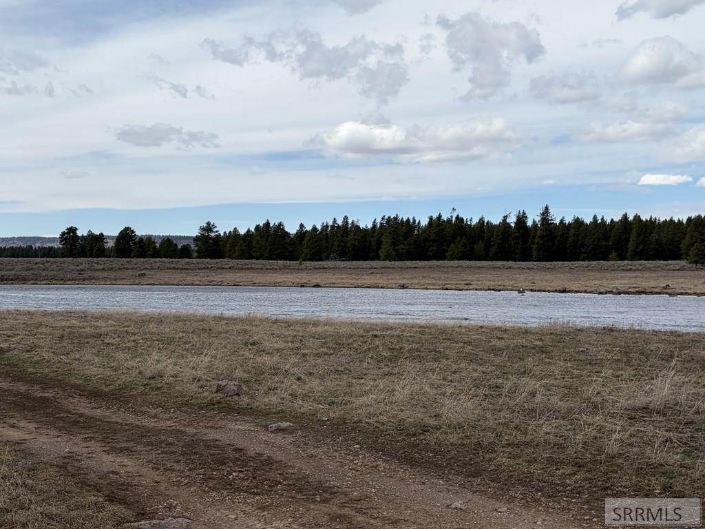 L 2&3 B 8 Pinon Drive Property Photo 6