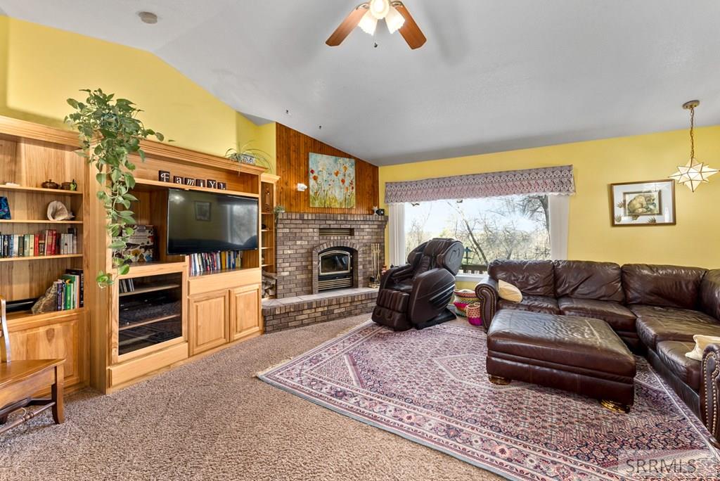 1522 Sod Farm Road Property Photo 12