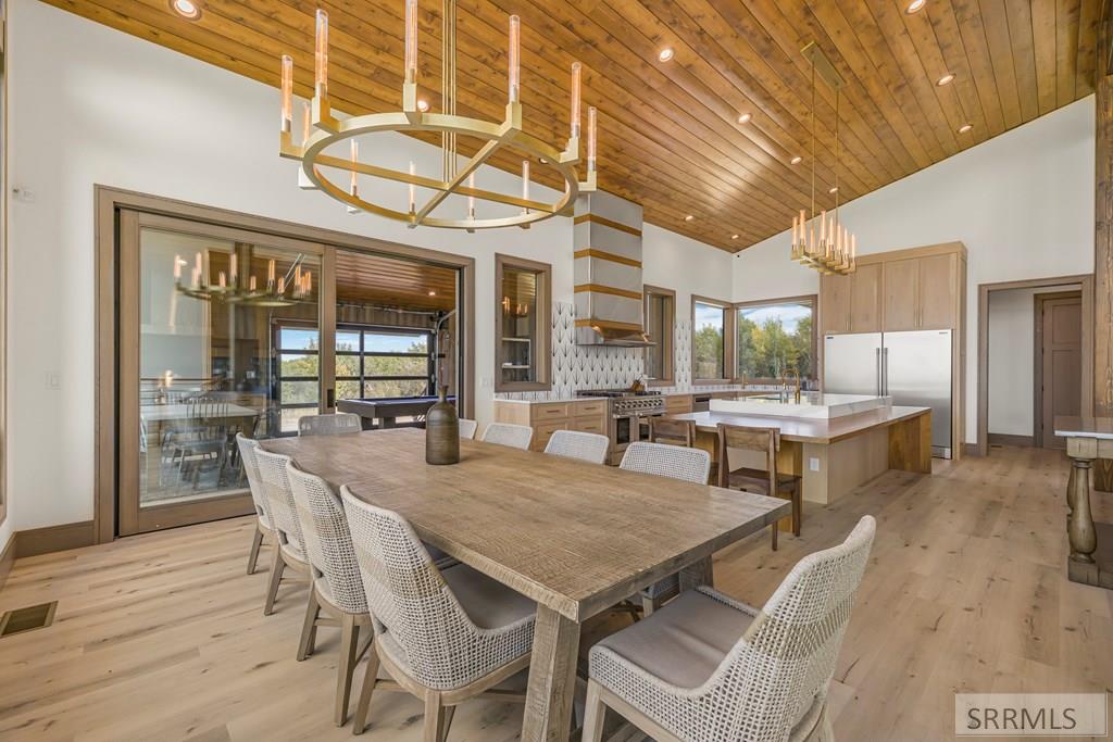 10465 Bluebird Road Property Photo 15