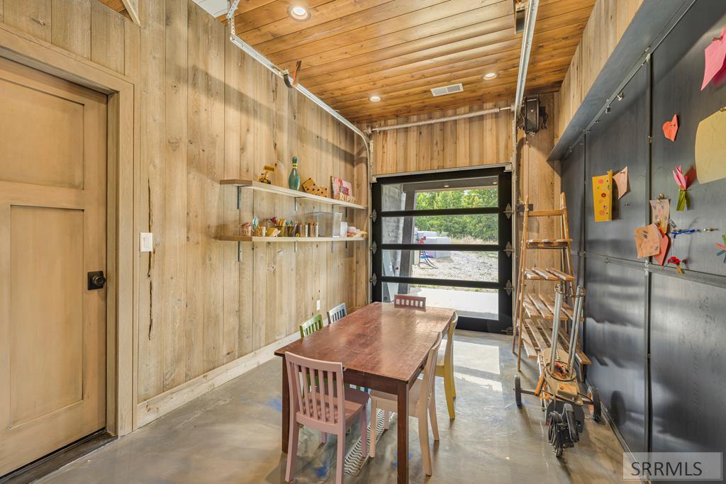 10465 Bluebird Road Property Photo 31