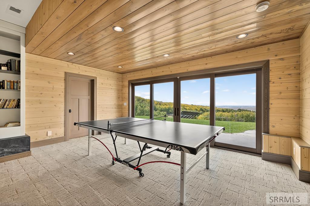 10465 Bluebird Road Property Photo 40