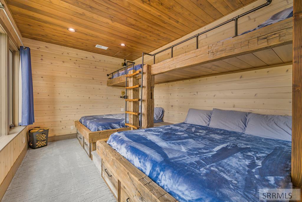 10465 Bluebird Road Property Photo 47