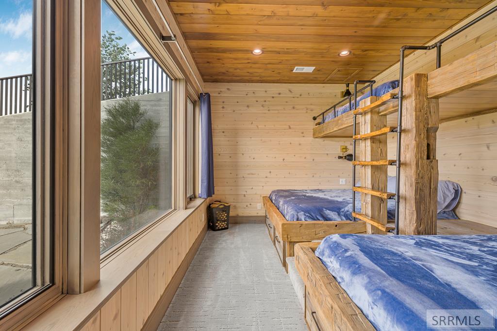 10465 Bluebird Road Property Photo 48