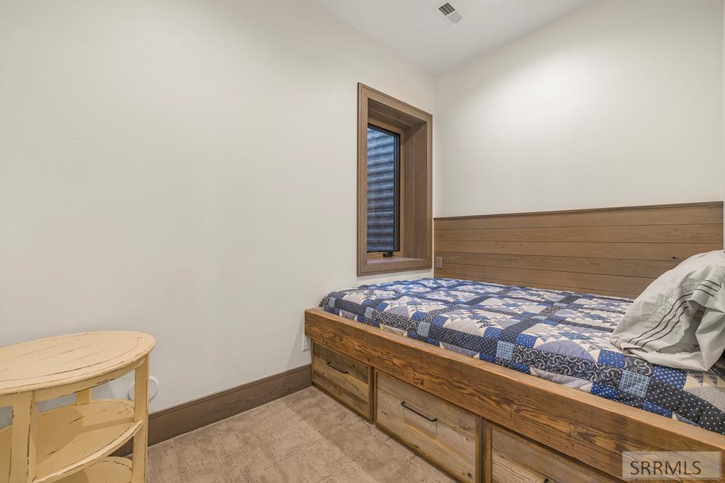 10465 Bluebird Road Property Photo 49