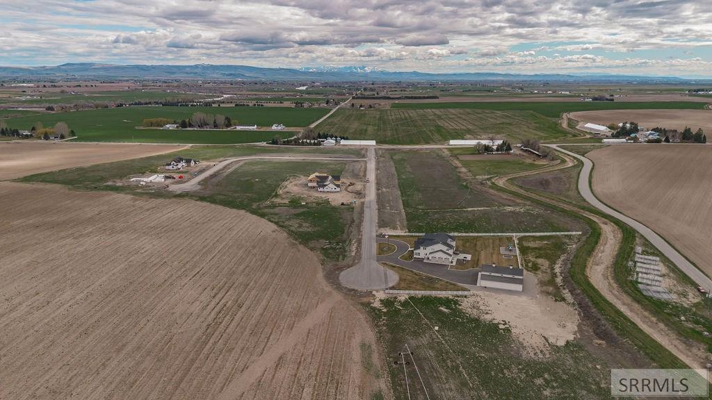 L2b1 Baseline Road Property Photo 3