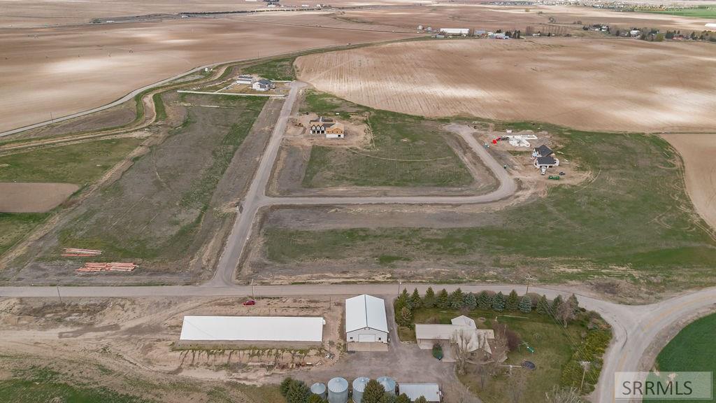 L2b1 Baseline Road Property Photo 9