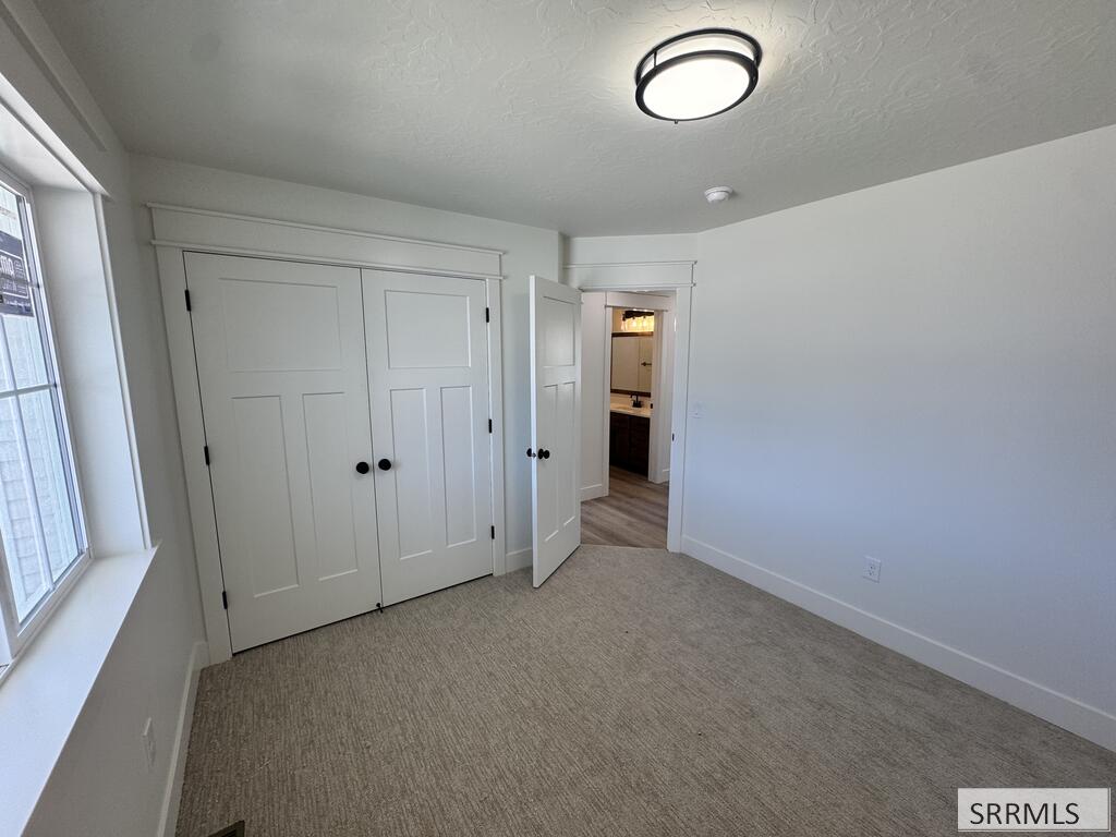 3032 Alexandre Drive Property Photo 14