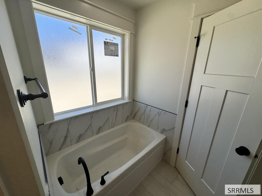 3032 Alexandre Drive Property Photo 20