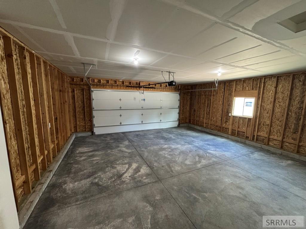 390 Wind River Circle Property Photo 13