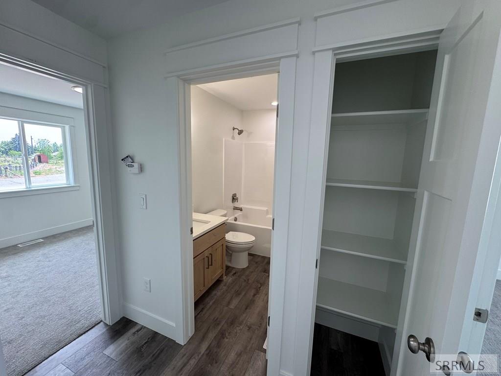 390 Wind River Circle Property Photo 20