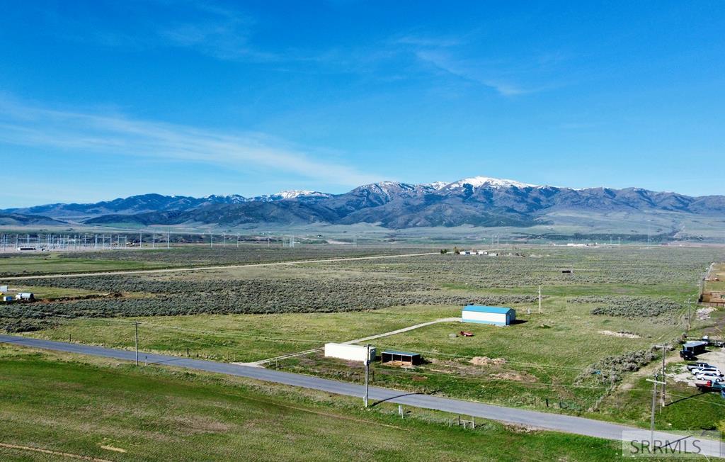 22827 S Race Track Road Property Photo 4