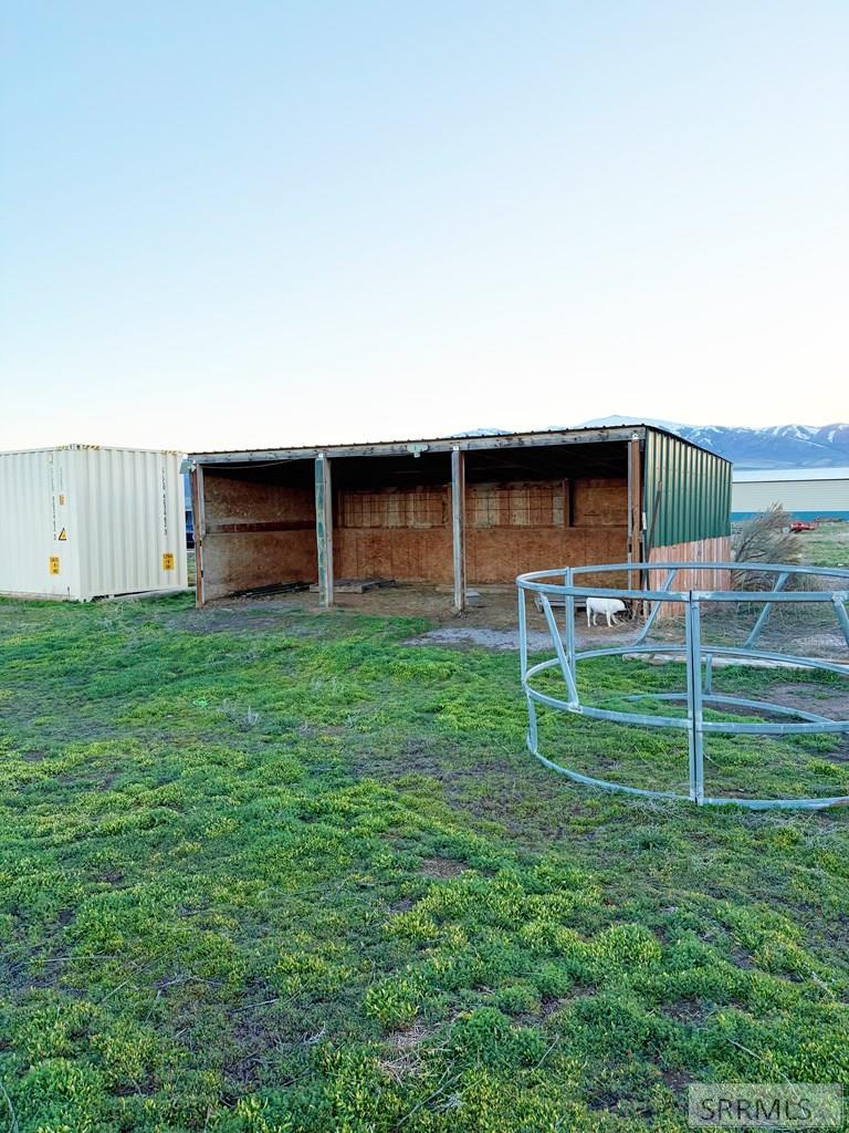 22827 S Race Track Road Property Photo 6