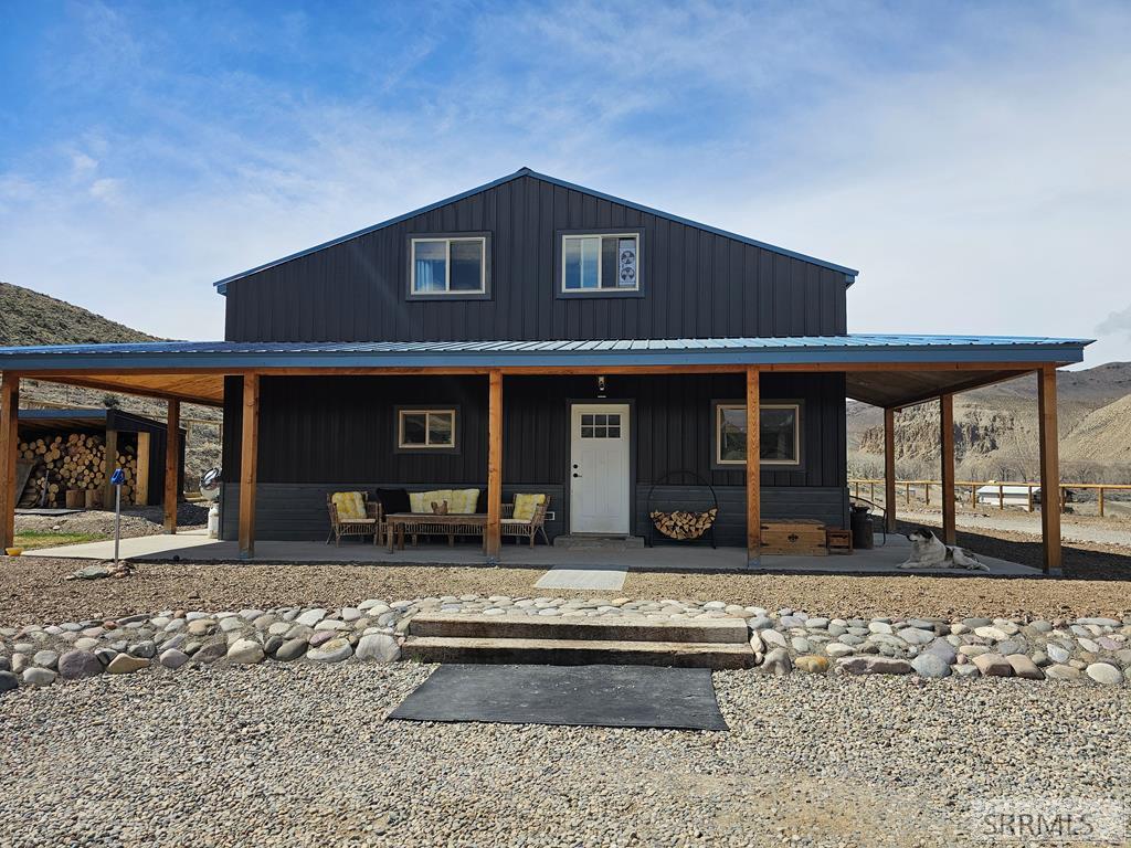 24 Pickett Loop Property Photo 1