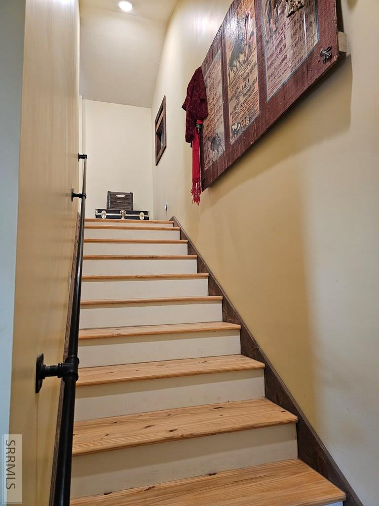 24 Pickett Loop Property Photo 40