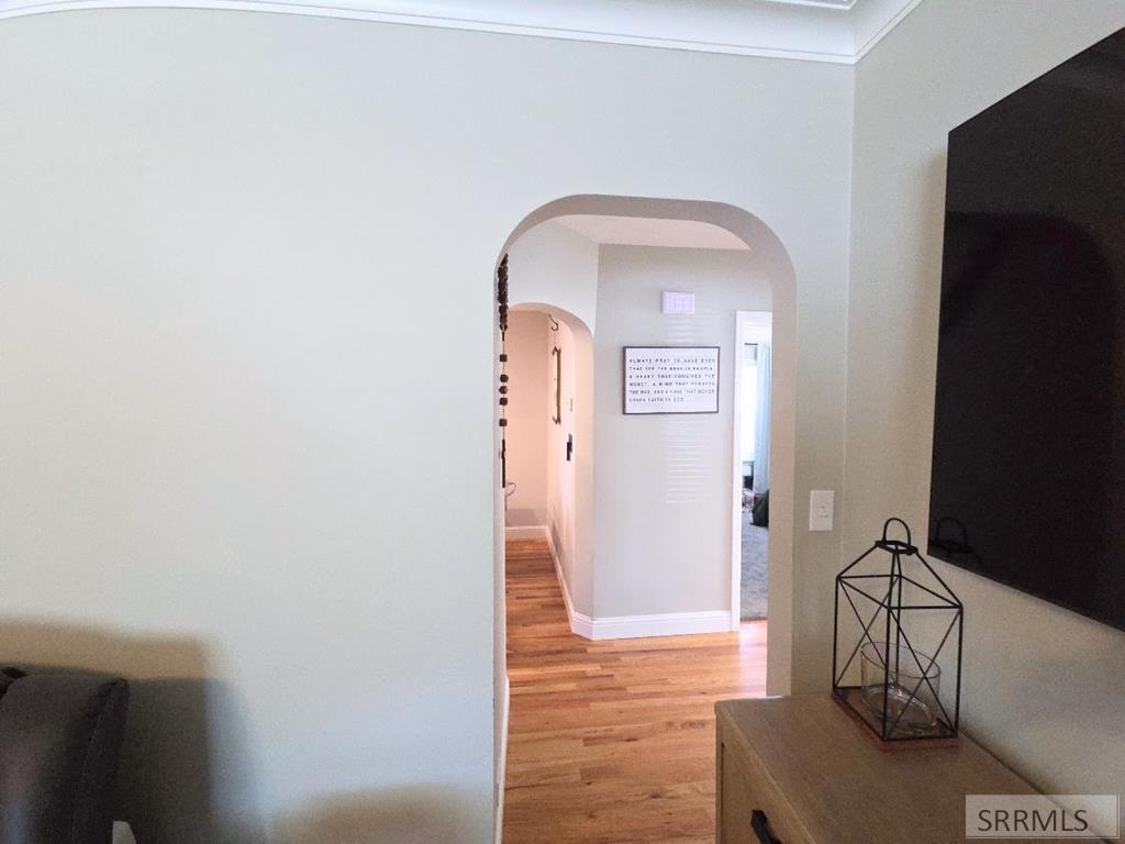 311 Gladstone Street Property Photo 8