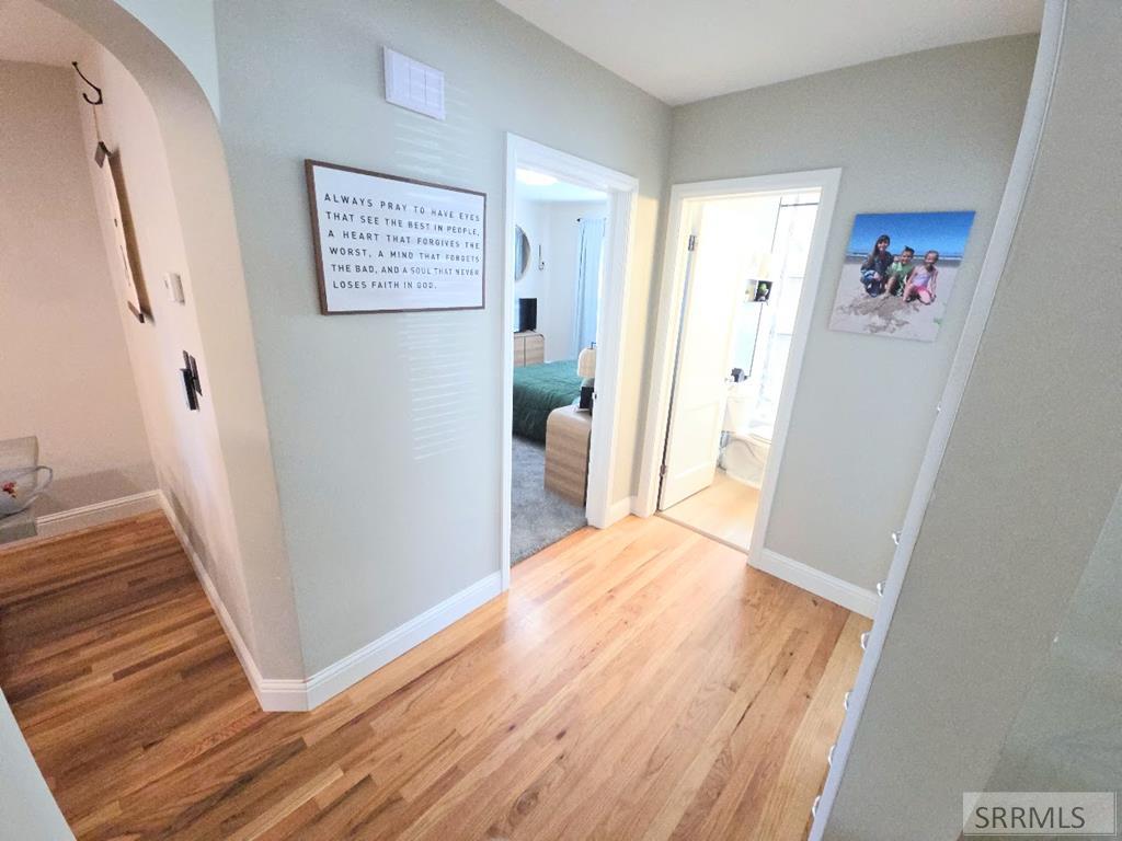 311 Gladstone Street Property Photo 9