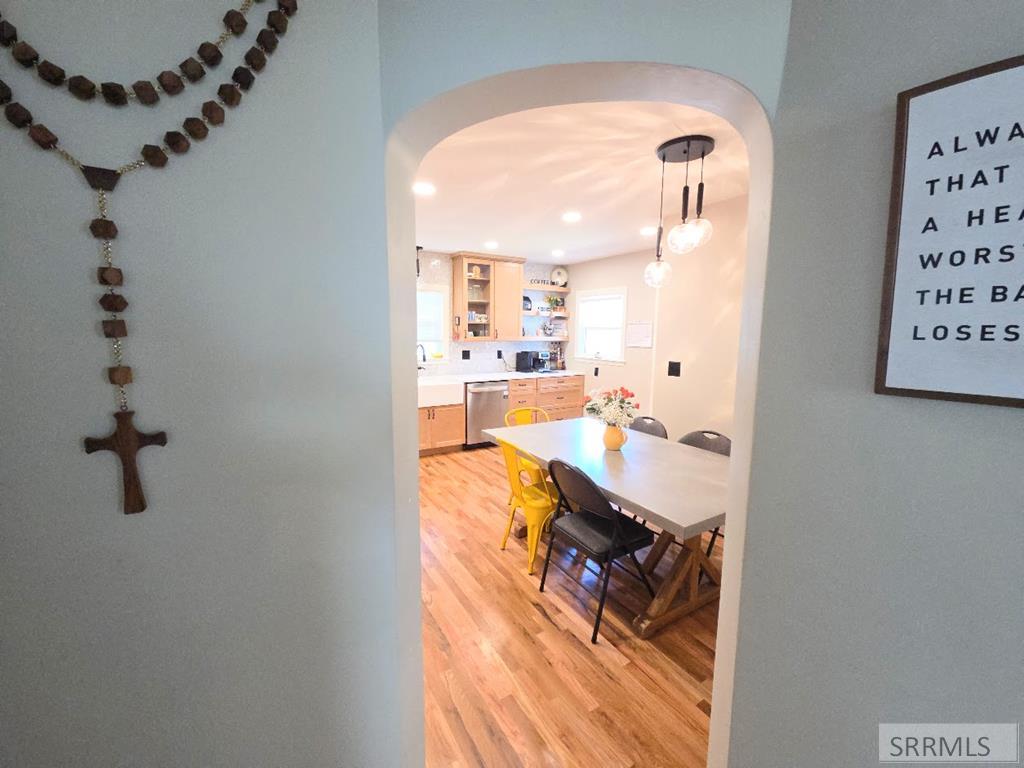 311 Gladstone Street Property Photo 10