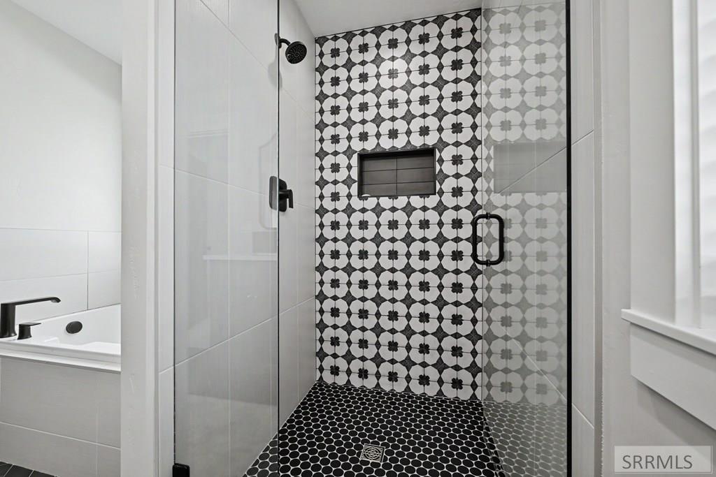 1599 Palm Springs Drive Property Photo 15