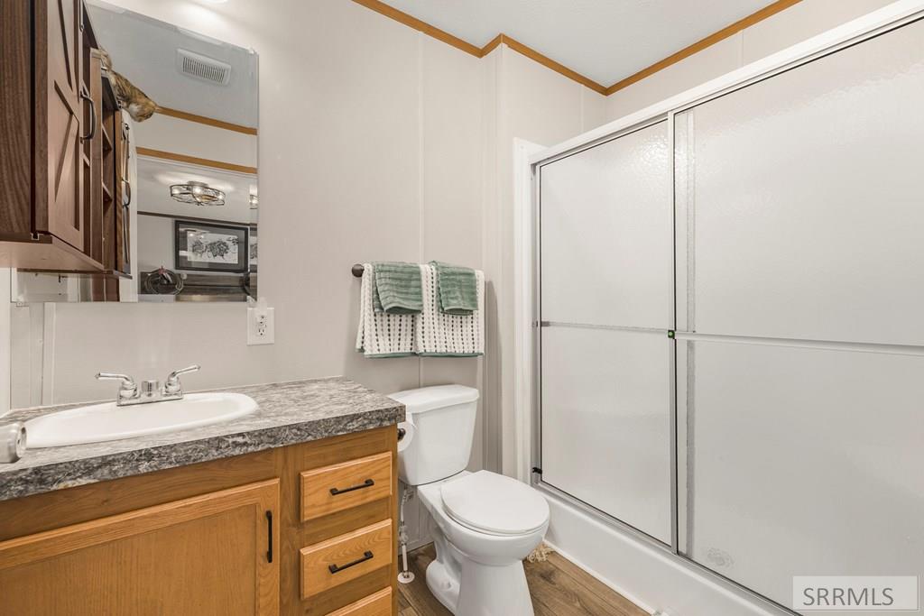 102 E Rich Lane Property Photo 25