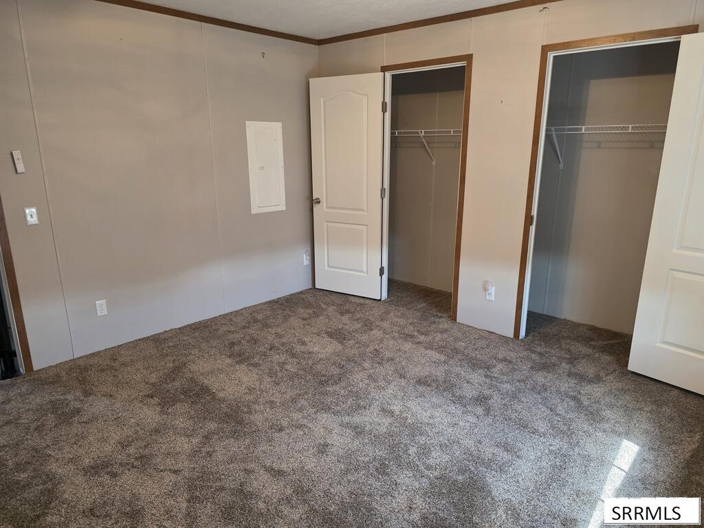 102 E Rich Lane Property Photo 33