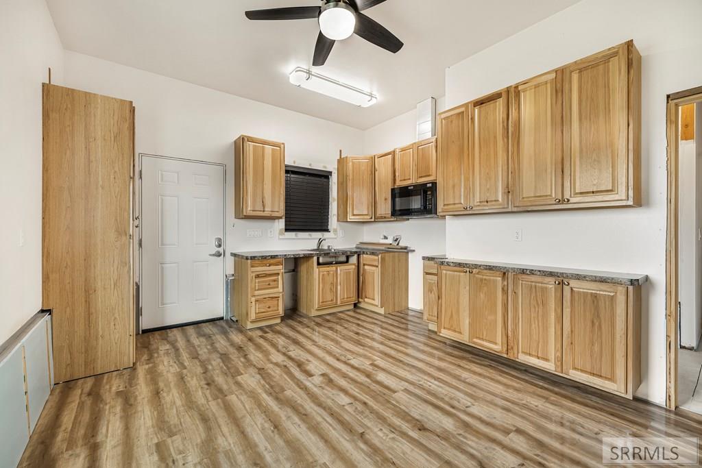 645 S 5500 W Property Photo 6