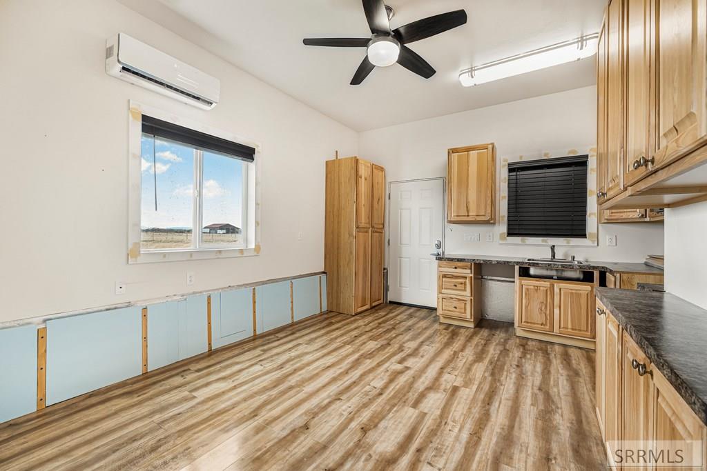 645 S 5500 W Property Photo 7