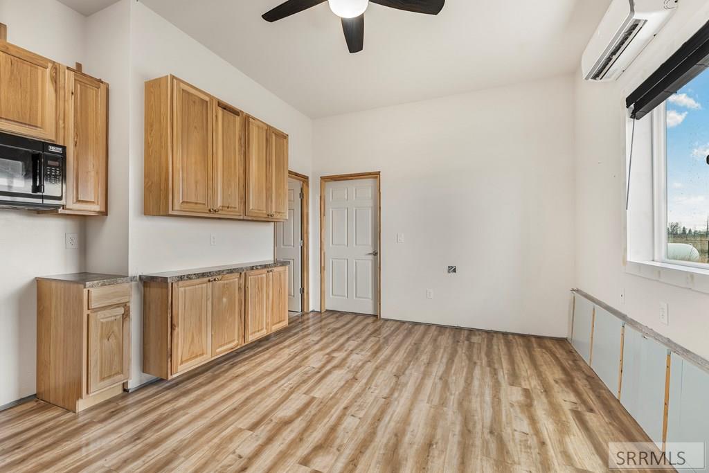 645 S 5500 W Property Photo 9