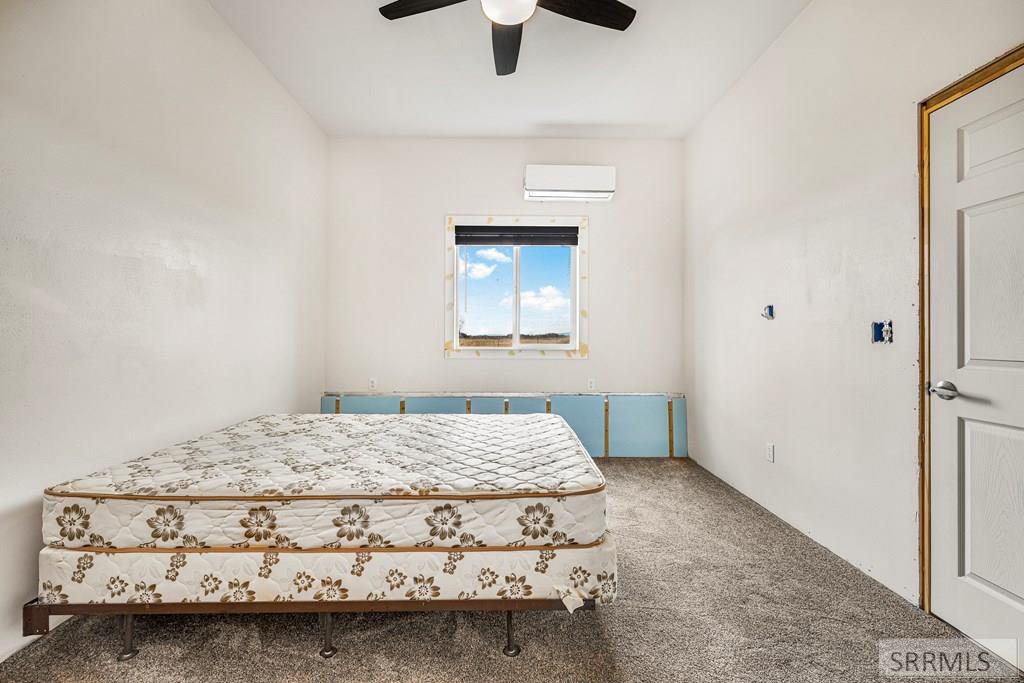 645 S 5500 W Property Photo 10