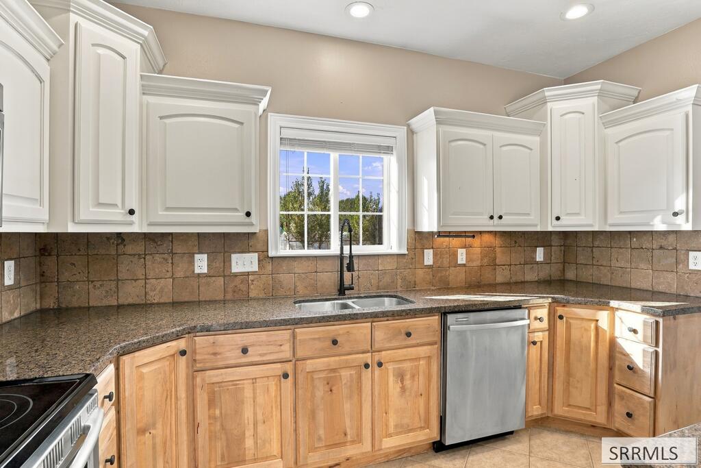 3930 E 144 N Property Photo 13