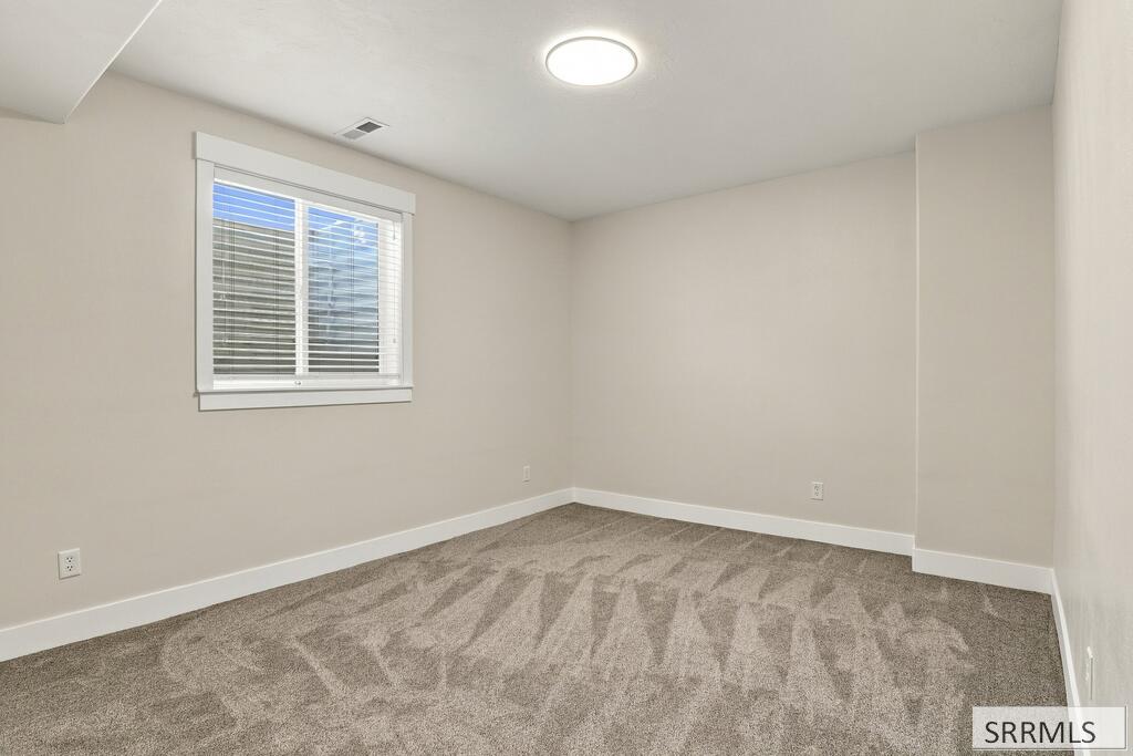 3930 E 144 N Property Photo 39