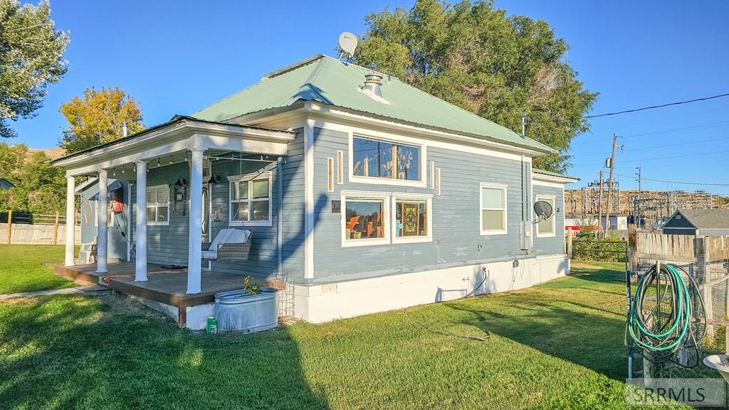 210 E Salmon Avenue Property Photo 39