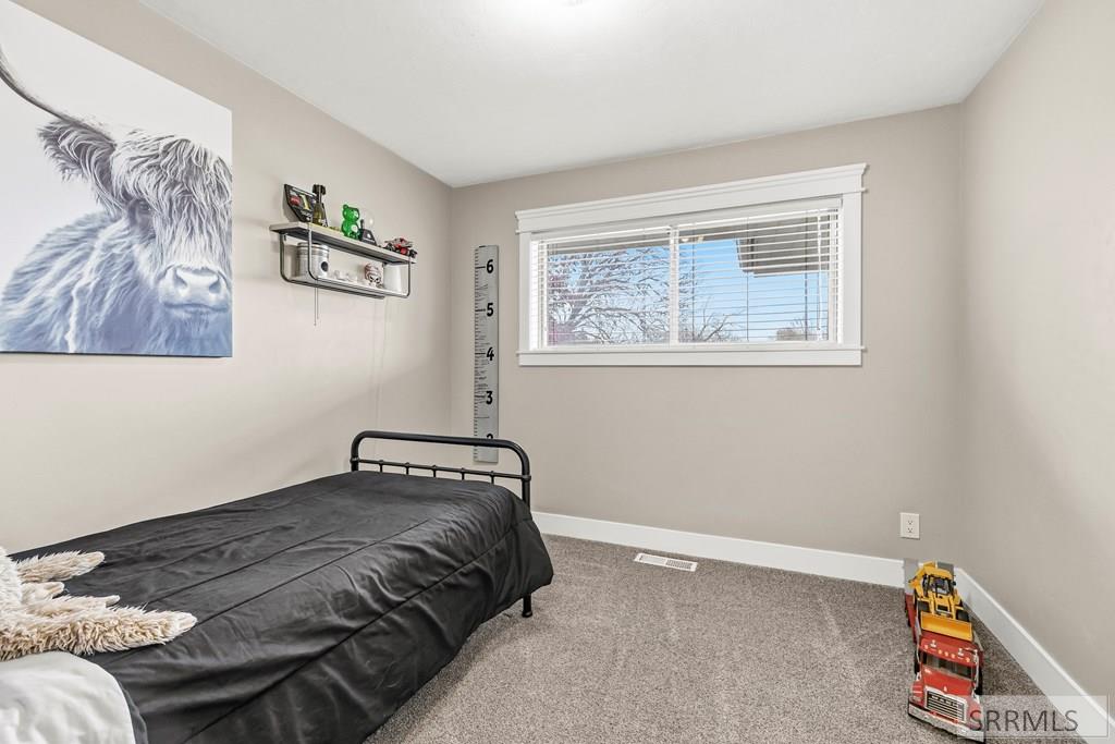 806 N 650 E Property Photo 19