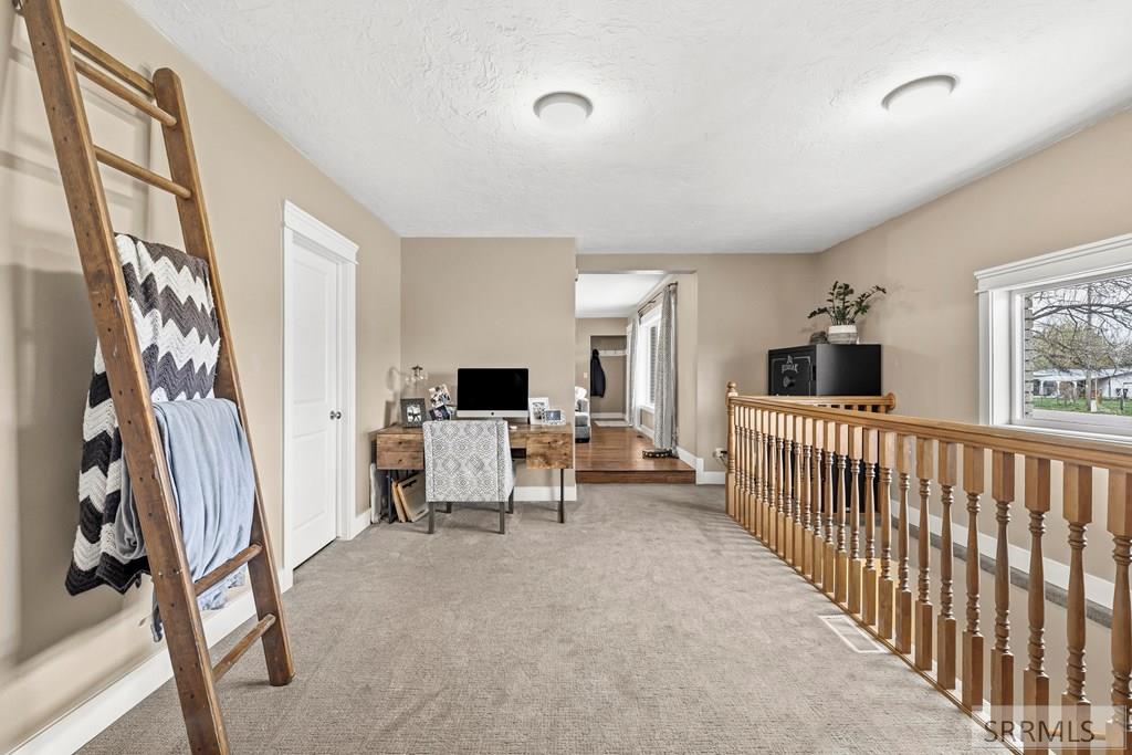 806 N 650 E Property Photo 24