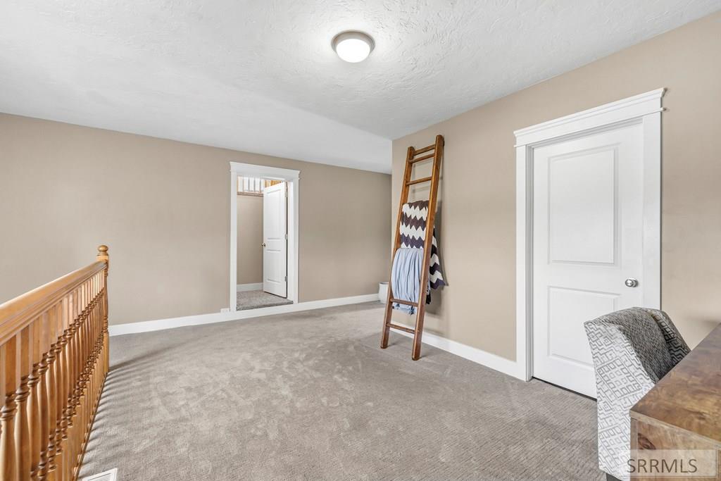 806 N 650 E Property Photo 25