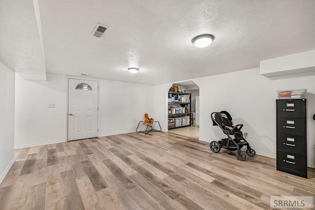 806 N 650 E Property Photo 30