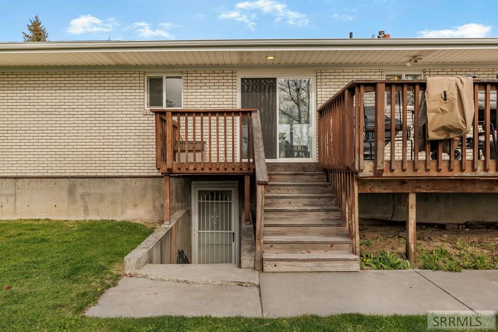 806 N 650 E Property Photo 36