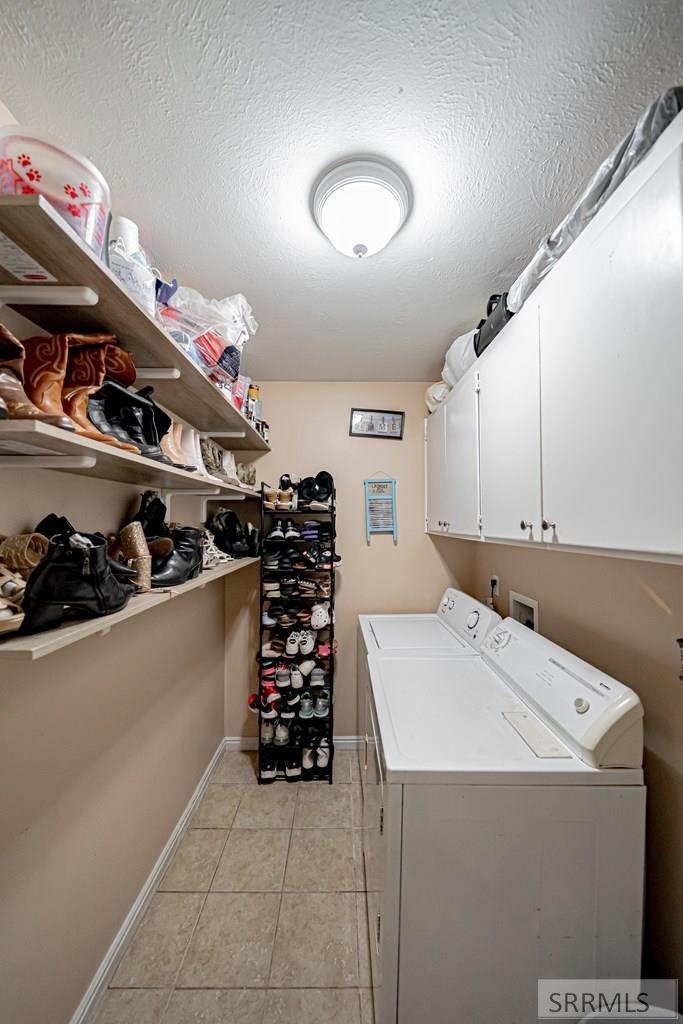 2492 E 2100 N Property Photo 19