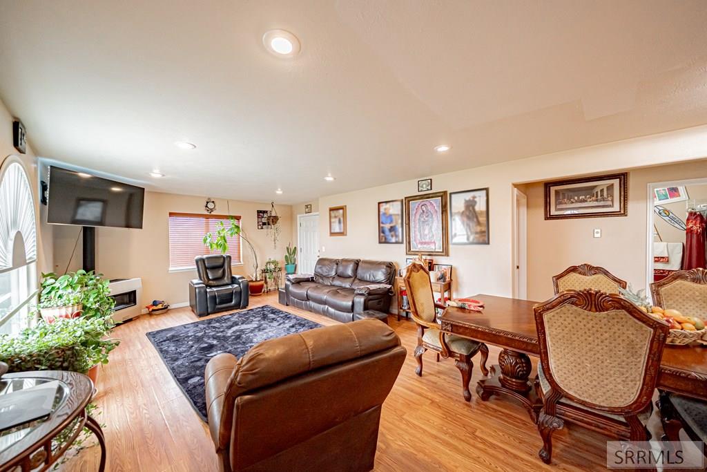 2492 E 2100 N Property Photo 32