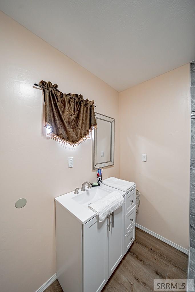 2492 E 2100 N Property Photo 59