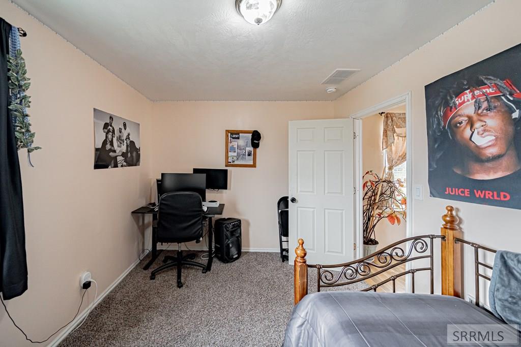 2492 E 2100 N Property Photo 64