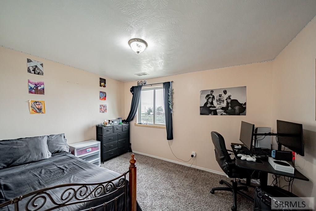 2492 E 2100 N Property Photo 65
