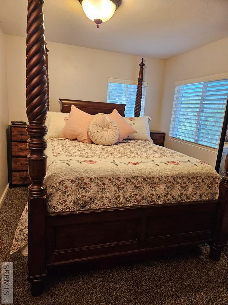 402 Violet Street Property Photo 6
