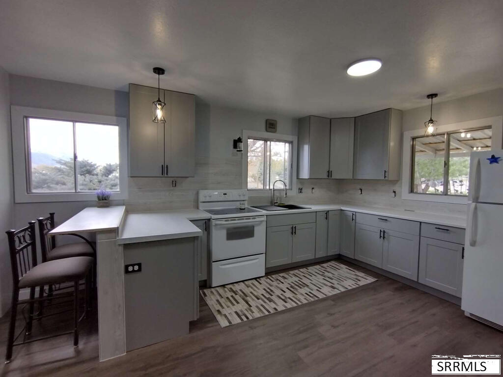 8 Goodman Lane Property Photo 8