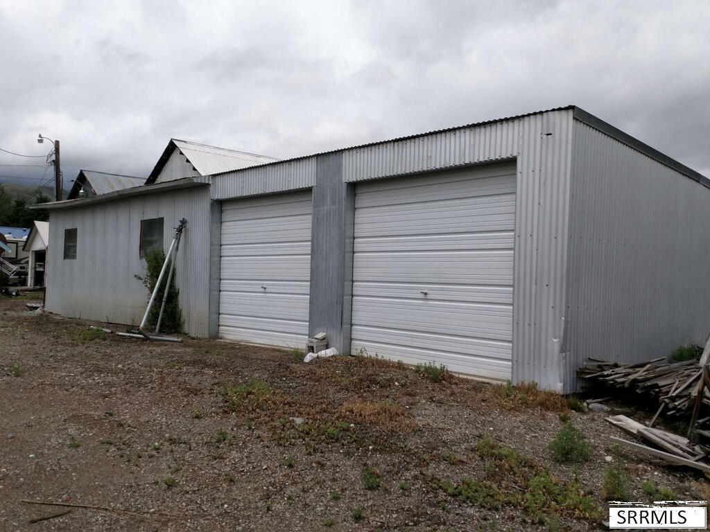 8 Goodman Lane Property Photo 21