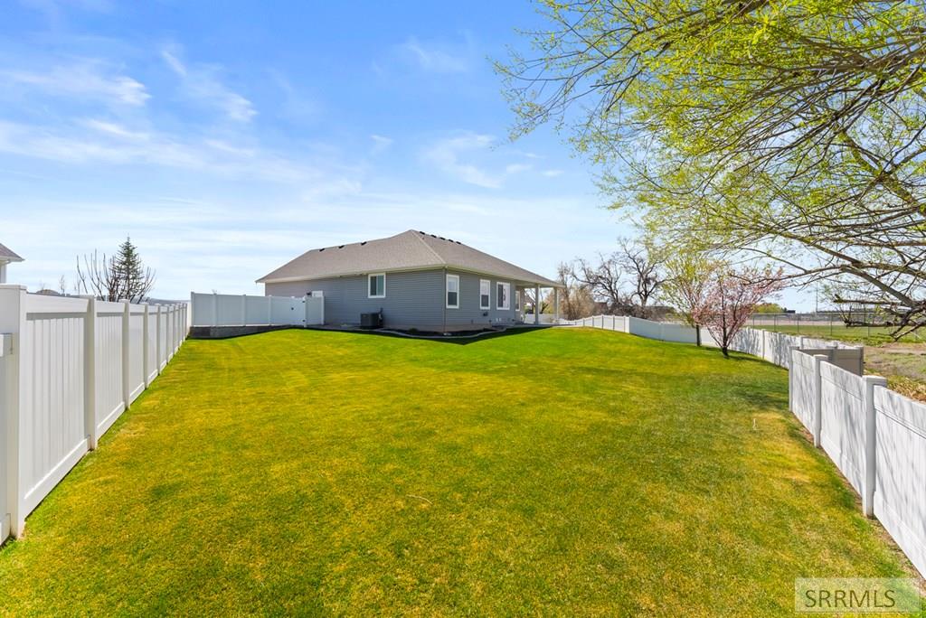 3221 E Ringneck Drive Property Photo 48